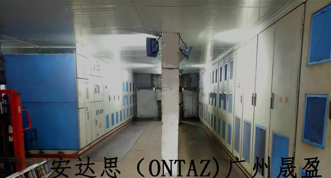 安達(dá)思空水冷設(shè)備